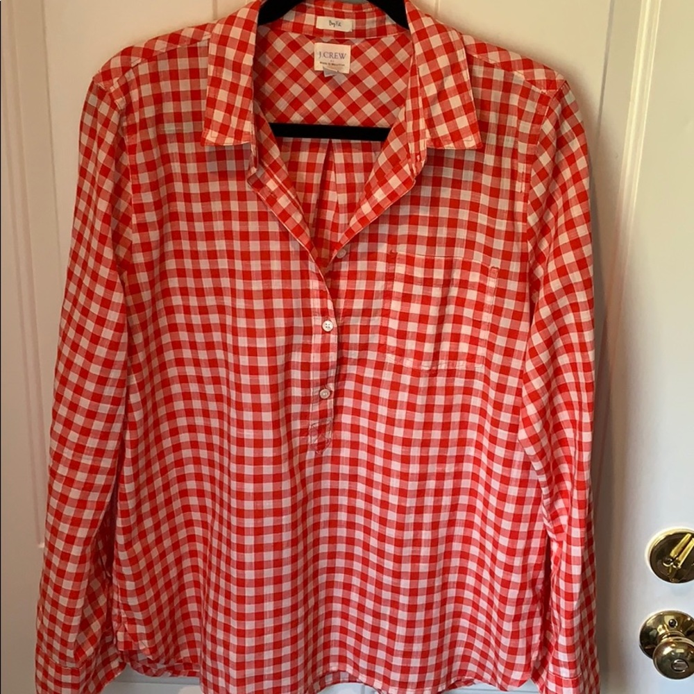 J Crew red gingham 3 button long sleeve w/ pocket